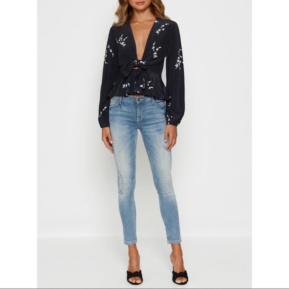 Luxe Deluxe 100% SILK Tie Front Blouse - Picture 2 of 7